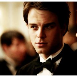 My protector (Kol Mikaelson/OC Love story) Quotev Trailer 