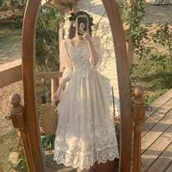what graduation dress should i wear quiz What Color Dress to Wear with Every Graduation Gown Shade