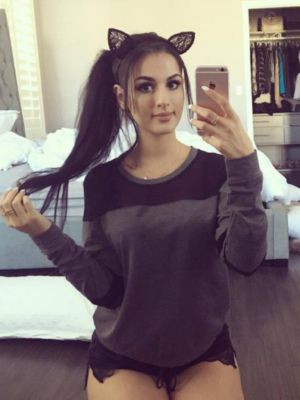 How well do you know SssniperWolf - Test | Quotev