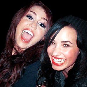 Demi Lovato Lesbian Porn - Miley's P.O.V- | Don't Forget | Demi Lovato & Miley Cyrus Story | | Quotev