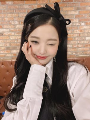 How similar are to Wonyoung? - Test | Quotev