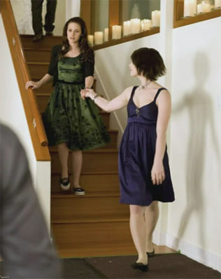 Bella's 18th Birthday | Emmett Cullen's La Tua Cantante | Quotev Bella's 18th Birthday | Emmett Cullen's La Tua Cantante | Quotev
