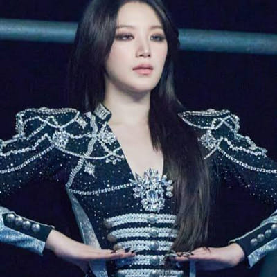 kpop mom ( part 1 : mom and dad’s love story ) - Quiz | Quotev