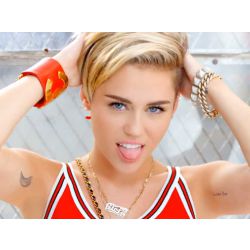 What celebrity do you look like? (Girls Only) - Quiz | Quotev