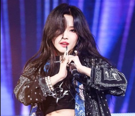 Kpop Idol Simulator - Quiz | Quotev