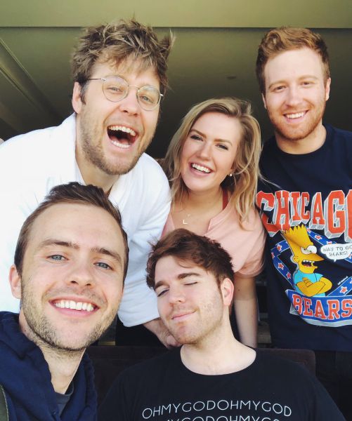 Who s your best friend in the squad? (Shane Dawson squad quiz) Quiz