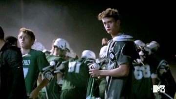TEEN WOLF on X: 🚨 BEACON HILLS ALERT 🚨. There's a new kid joining the  lacrosse team!   / X
