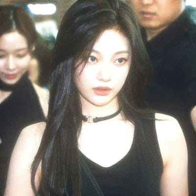 Guess the Kpop Idol! (GG version!) - Test | Quotev