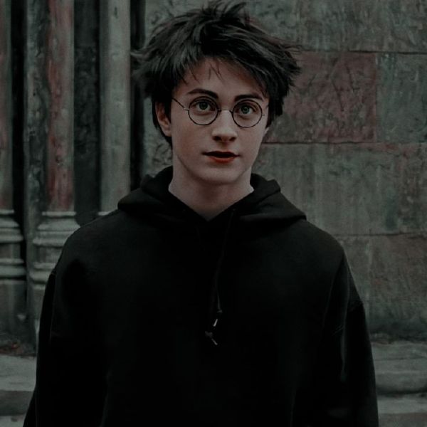 Harry Potter - 7 Minutes in Heaven - Quiz | Quotev