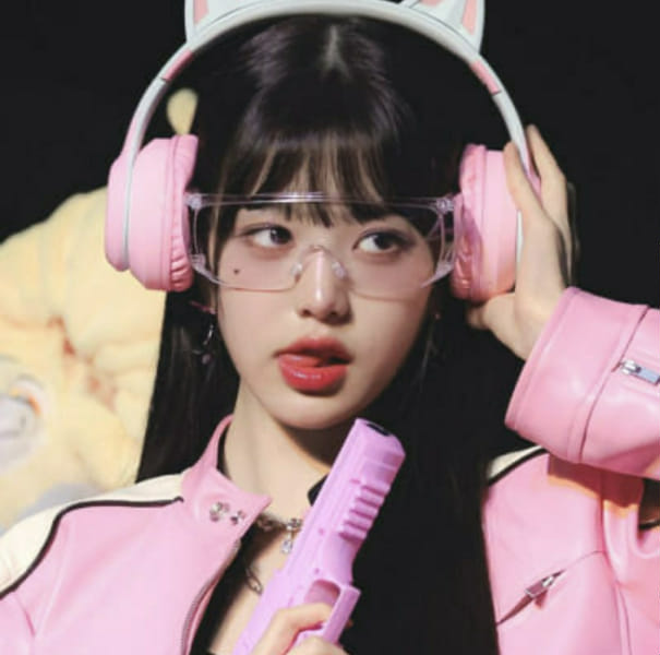 make a kpop group and see how well they do ! - Quiz | Quotev