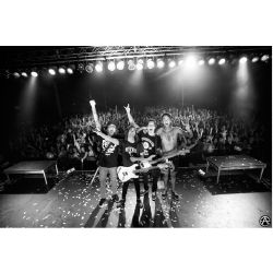 2013 pierce the veil songs