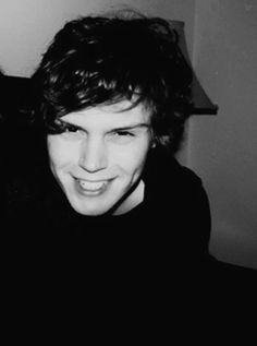 evan peters horror american story tumblr tate cute he too just again but walker kit langdon peter well know smile