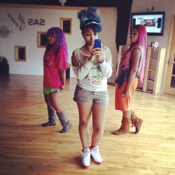MB dating OMG Girlzbästa dejtingsajter gratis 2015