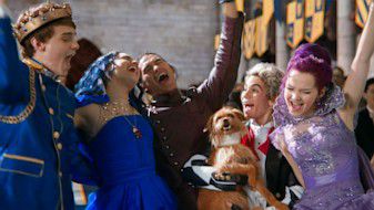 Coronations, Parties, and Much Needed Reunions | Descendants x5