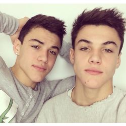 Which Dolan twin & your first date! - Quiz