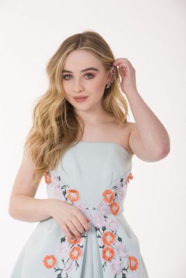 Sabrina Carpenter Feels Like Loneliness The Lyrics Of My Favorite Songs 2 Best version of feels like loneliness available. quotev