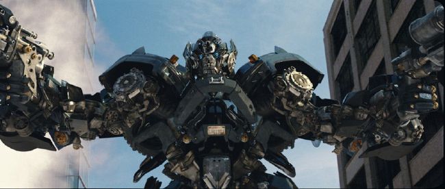 Stalker Bot (Ironhide X Femme!Reader) | Transformers