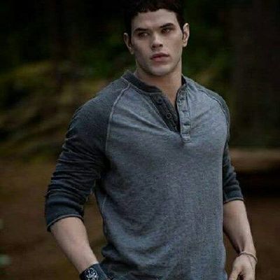 Ch 4 Who Are You My Teddy Bear Twilight Fanfic Emmett Cullen Love Story