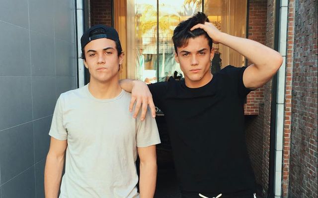 How well do you know the Dolan Twins? Test
