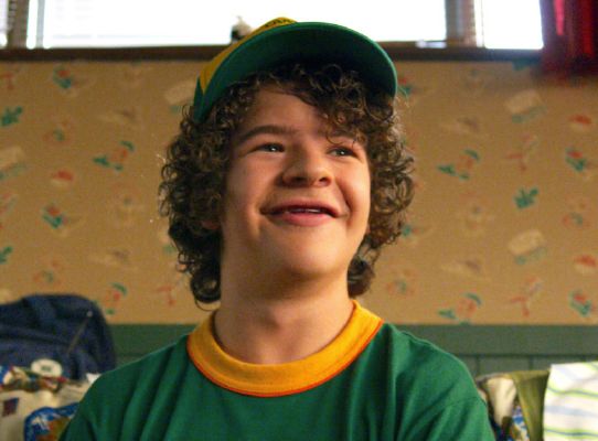 dustin toolbox stranger things