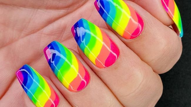 What Color Should Your Nails Be? - Quiz