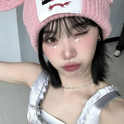 kpop idol life; dating scandal, get your dating story and more - Quiz