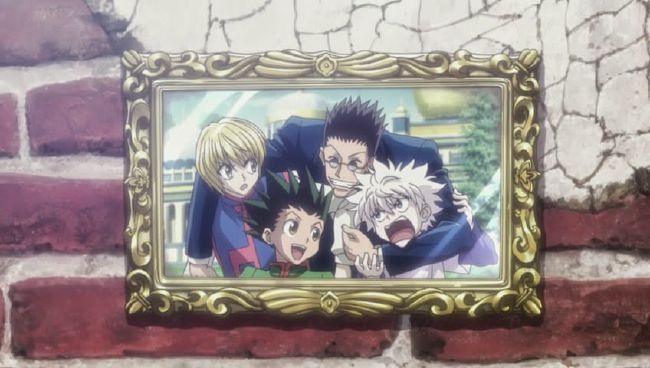 Kurapika and leorio dancing but leorio sucks at it