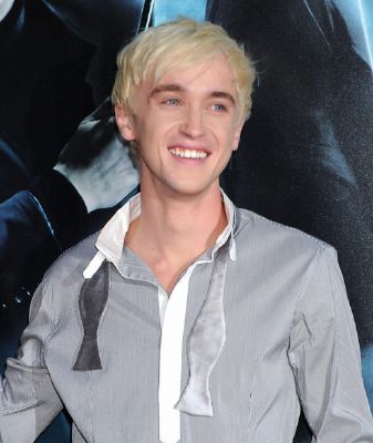 Draco Malfoy | Seven Minutes with Hogwarts Hotties - Quiz | Quotev