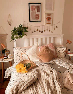 Create an aesthetic bedroom! - Quiz | Quotev