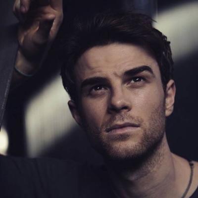 Writer — Crushes - Kol Mikaelson