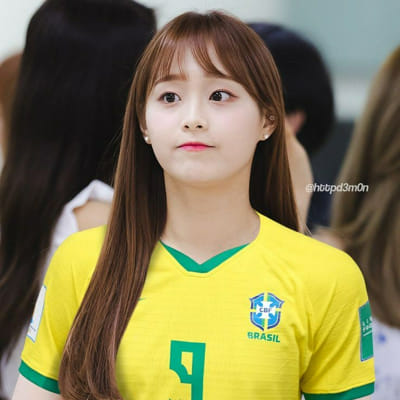 Make your kpop girl group