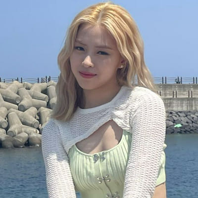 kpop idol life; first kdrama, get your male lead and more - Quiz | Quotev