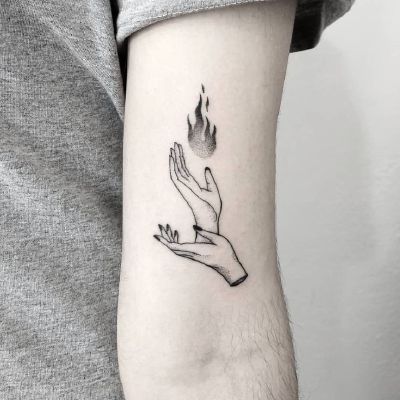 Seeing so much hate on tattoos Thoughts on something similar to the one on  his hand  rJuiceWRLD