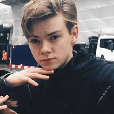 Thomas Brodie Sangster 3 Celebrity One Shots Quotev