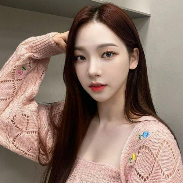 y/n as kpop idol (vogue interview) - Quiz | Quotev