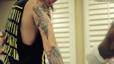 yelawolf chin tattoo