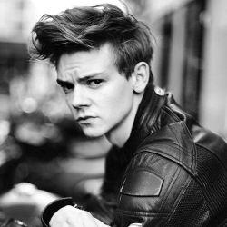 Thomas Brodie Sangster X Reader Quizzes Quotev