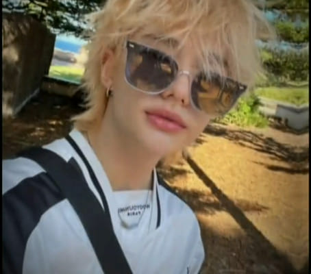 This or That Survey [ kpop idol ] - Survey | Quotev