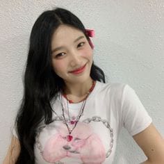 full & detailed kpop trainee life - Quiz | Quotev